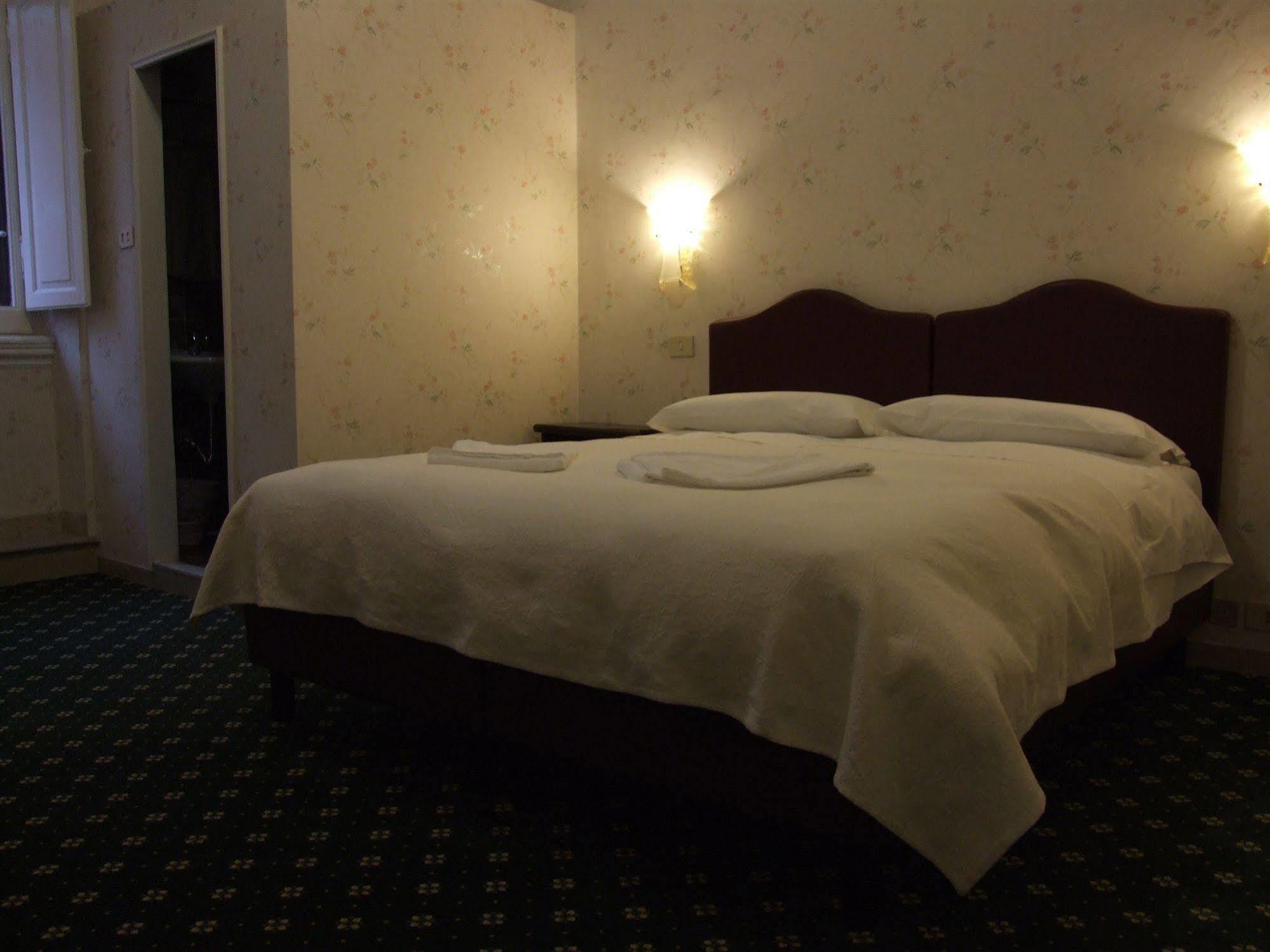 Hotel Texas Rome Room photo